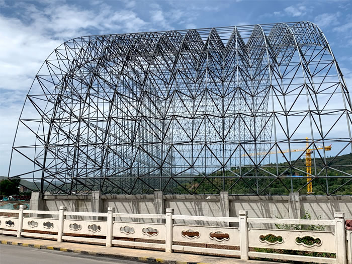 仙桃山寨矿储煤棚网架